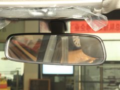 2011款 三厢 1.5L 手动 时尚型