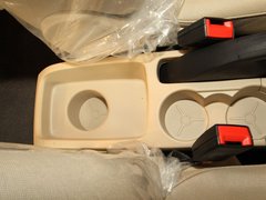 2011款 三厢 1.5L 手动 时尚型