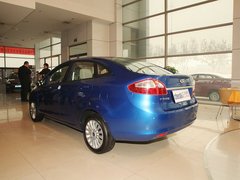 2011款 三厢 1.5L 手动 时尚型