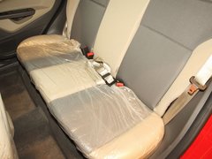2011款 两厢 1.5L 手动 时尚型