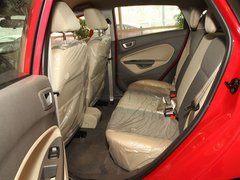 2011款 两厢 1.5L 手动 时尚型