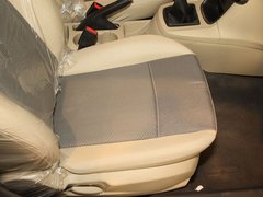 2011款 两厢 1.5L 手动 时尚型