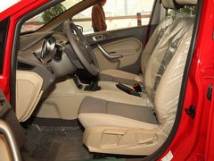 2011款 两厢 1.5L 手动 时尚型