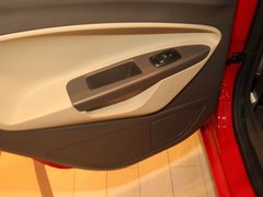 2011款 两厢 1.5L 手动 时尚型
