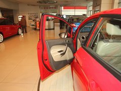 2011款 两厢 1.5L 手动 时尚型