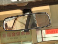 2011款 两厢 1.5L 手动 时尚型