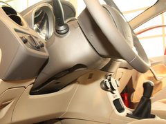 2011款 两厢 1.5L 手动 时尚型
