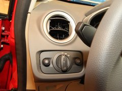 2011款 两厢 1.5L 手动 时尚型