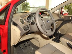 2011款 两厢 1.5L 手动 时尚型