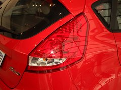 2011款 两厢 1.5L 手动 时尚型