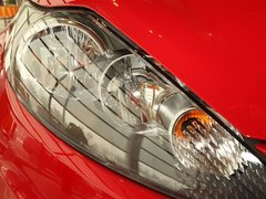 2011款 两厢 1.5L 手动 时尚型