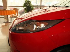 2011款 两厢 1.5L 手动 时尚型
