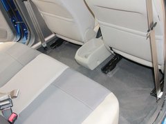 2011款 两厢 1.5L 自动 时尚型