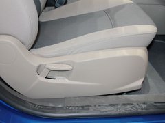 2011款 两厢 1.5L 自动 时尚型