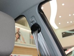 2011款 两厢 1.5L 自动 时尚型