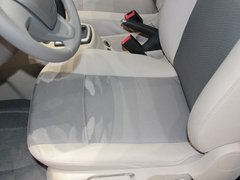 2011款 两厢 1.5L 自动 时尚型