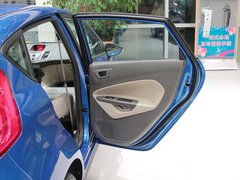 2011款 两厢 1.5L 自动 时尚型