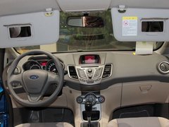 2011款 两厢 1.5L 自动 时尚型