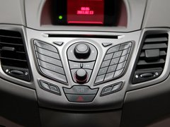 2011款 两厢 1.5L 自动 时尚型