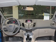 2011款 两厢 1.5L 自动 时尚型