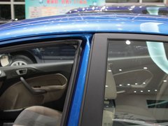 2011款 两厢 1.5L 自动 时尚型