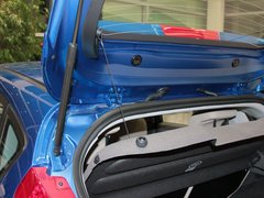 2011款 两厢 1.5L 自动 时尚型