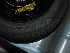 2011款 两厢 1.5L 自动 时尚型