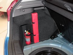 2011款 两厢 1.5L 自动 时尚型