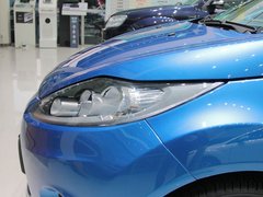 2011款 两厢 1.5L 自动 时尚型