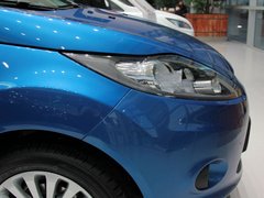 2011款 两厢 1.5L 自动 时尚型