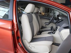 2011款 两厢 1.5L 自动 时尚型