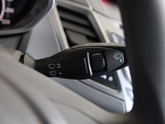 2011款 两厢 1.5L 自动 时尚型