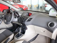 2011款 两厢 1.5L 自动 时尚型