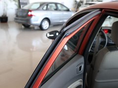 2011款 两厢 1.5L 自动 时尚型