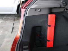 2011款 两厢 1.5L 自动 时尚型