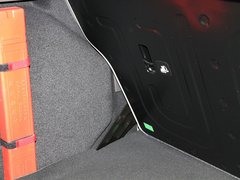 2011款 两厢 1.5L 自动 时尚型