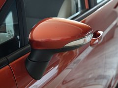 2011款 兩廂 1.5L 自動 時尚型