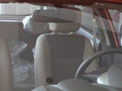 2011款 两厢 1.5L 自动 时尚型
