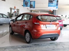 2011款 两厢 1.5L 自动 时尚型