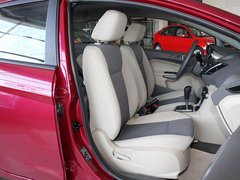 2011款 两厢 1.5L 自动 时尚型