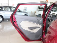 2011款 两厢 1.5L 自动 时尚型