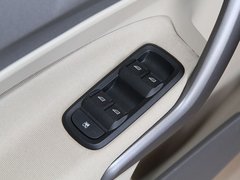 2011款 两厢 1.5L 自动 时尚型