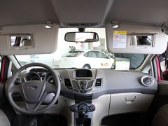 2011款 两厢 1.5L 自动 时尚型