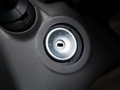 2011款 两厢 1.5L 自动 时尚型