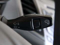 2011款 两厢 1.5L 自动 时尚型