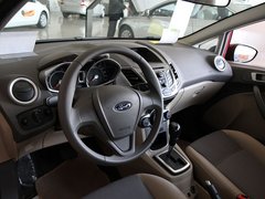 2011款 两厢 1.5L 自动 时尚型