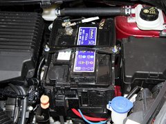 2011款 两厢 1.5L 自动 时尚型