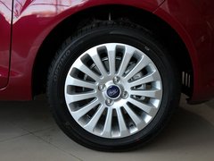2011款 两厢 1.5L 自动 时尚型