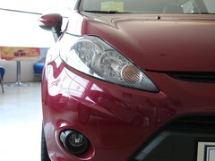 2011款 两厢 1.5L 自动 时尚型