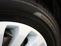 2011款 两厢 1.5L 自动 时尚型